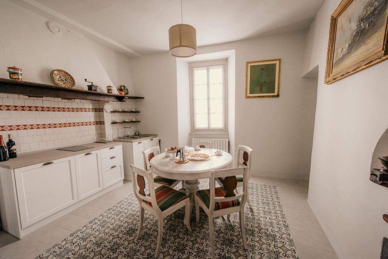 Apartament Casa Cecilia Santo Stefano Belbo Zewnętrze zdjęcie