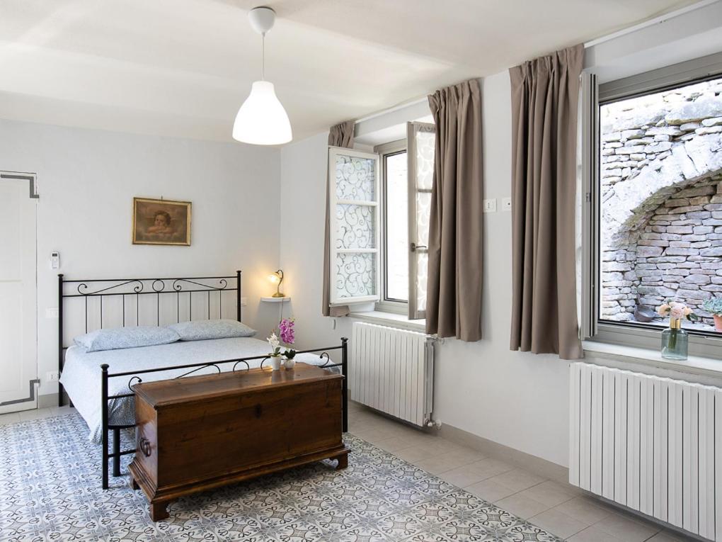 Apartament Casa Cecilia Santo Stefano Belbo Zewnętrze zdjęcie